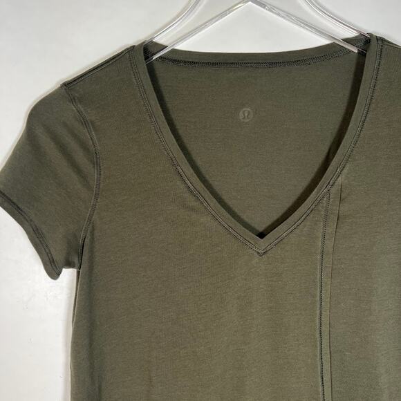 Lululemon Knot A Problem Tee 6 Green Short Sleeve V-Neck Activewear - Picture 6 of 8